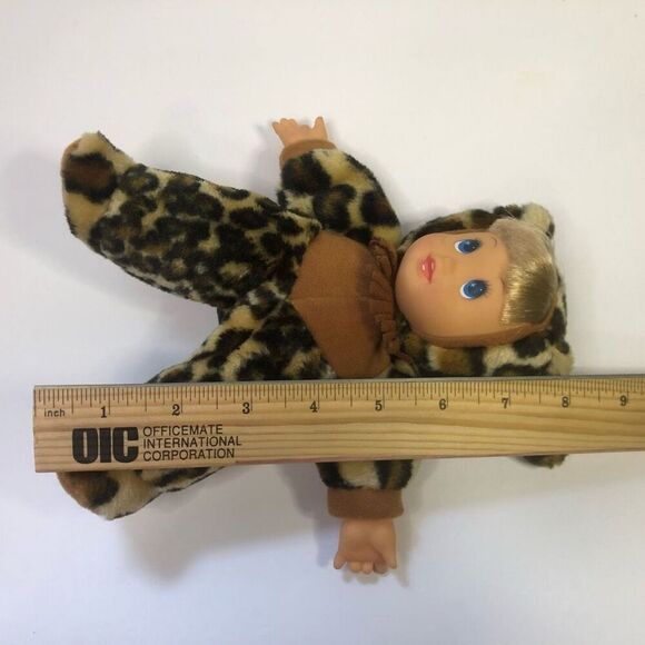 vintage hi city toys girl dressed as jaguar/leopard big cat bean 8 inch - Picture 2 of 5